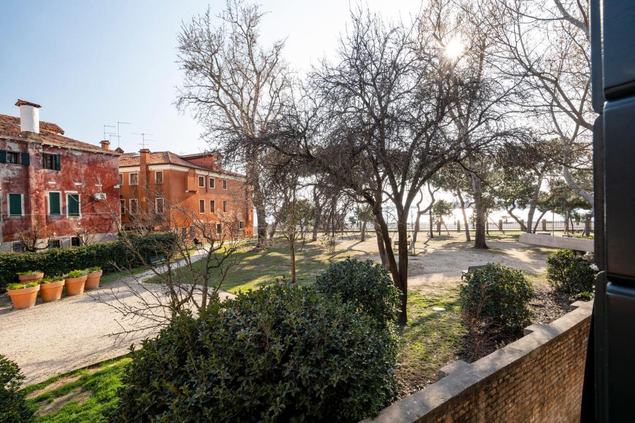 Laguna D'Oro Luxury Apartments Veneţia Exterior foto